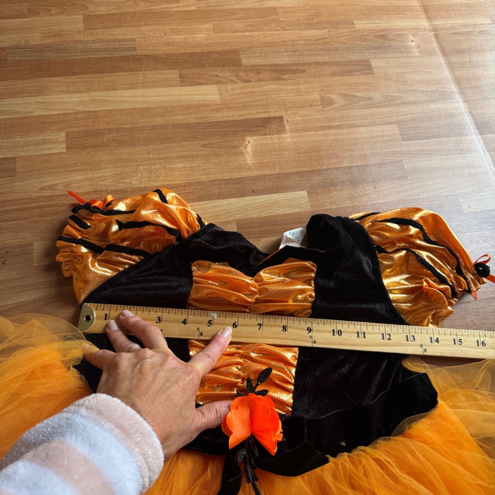 Halloween festive fluffy full dress size med shirt sleeve orange and black - Picture 6 of 9